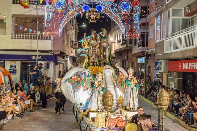 Cabalgata celebrada en la localidad de Rojales