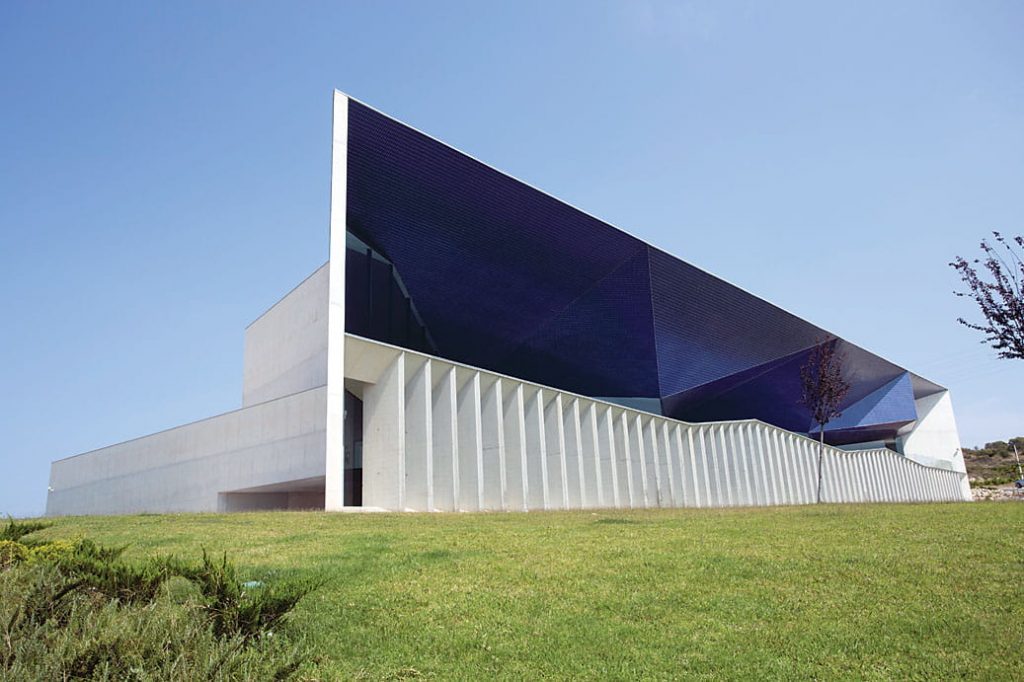 Fachada principal del Auditori Teulada Moraira