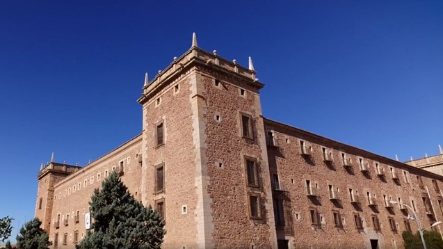 torreon del monasterio de santa maría de el puig