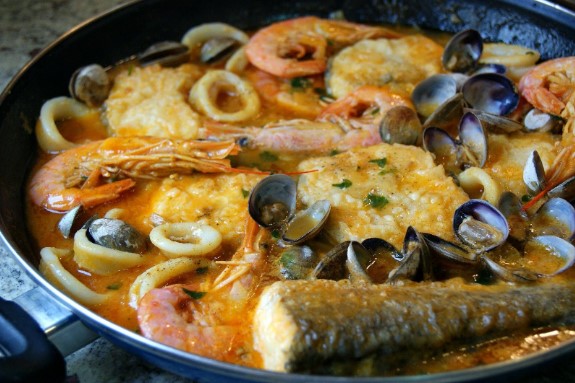 Zarzuela de pesacado, receta típica de Oropesa del Mar, Castellón